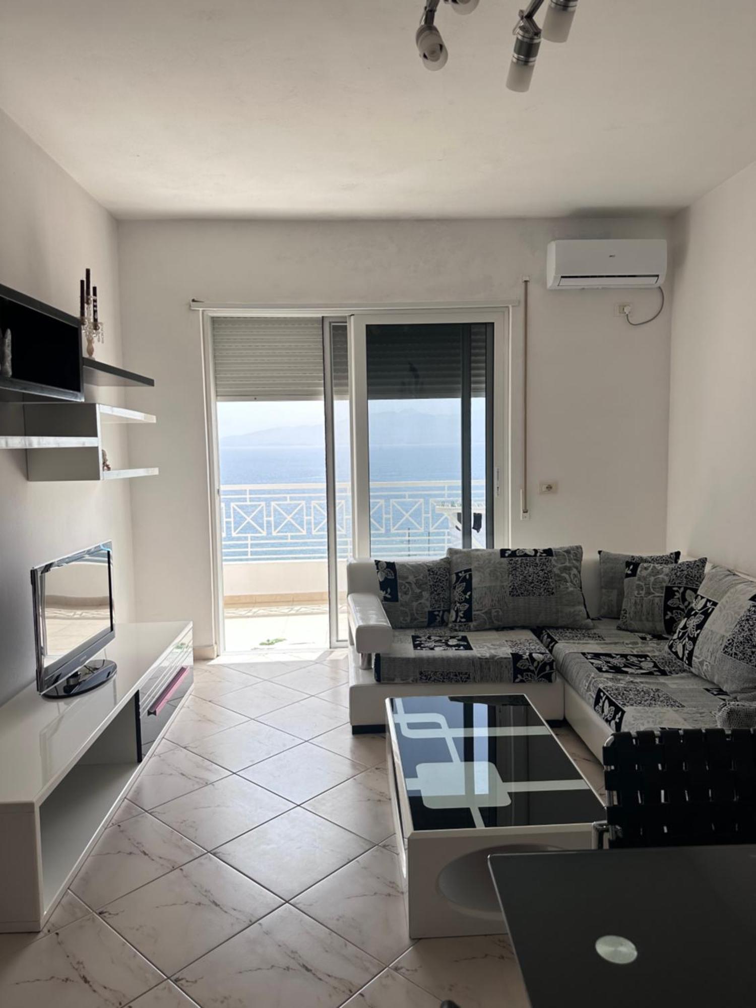 סרנדה Tini Sea View Apartment מראה חיצוני תמונה